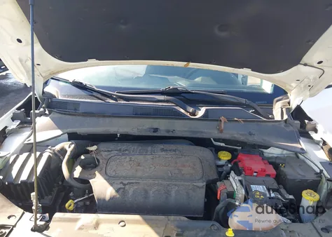 2021 Jeep Compass Altitude Fwd z USA, uszkodzony, nr VIN 3C4NJCBBXMT526941